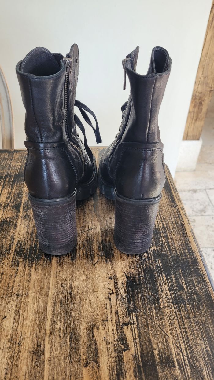 Boots noires - photo numéro 5