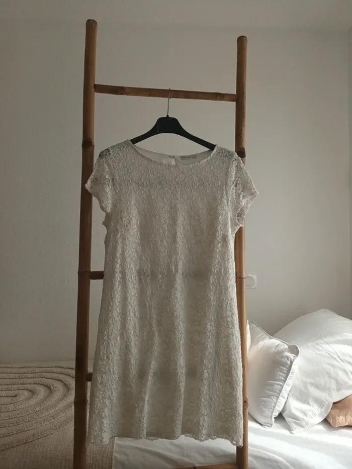 Robe en dentelle blanche Cache Cache taille M