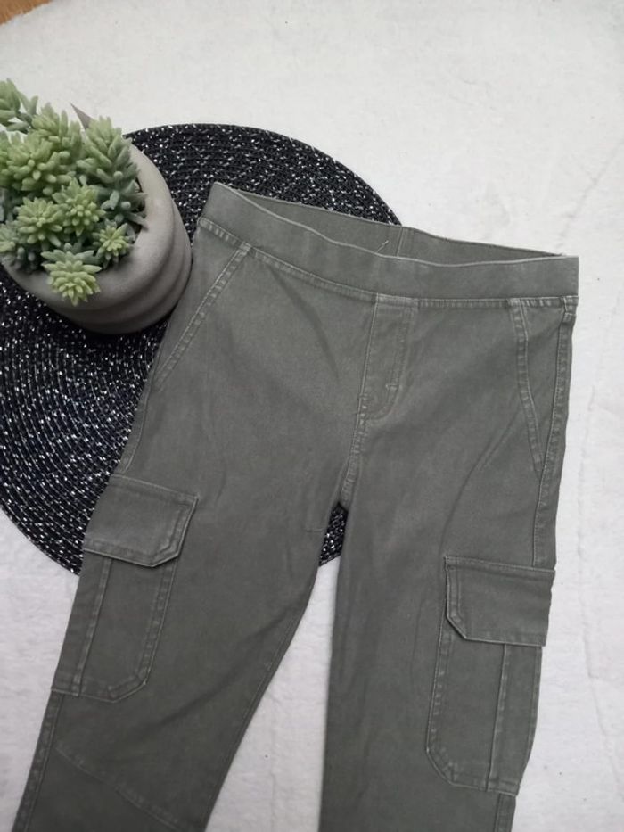💚 pantalon  - H&M - 10.11 ans 💚 - photo numéro 2
