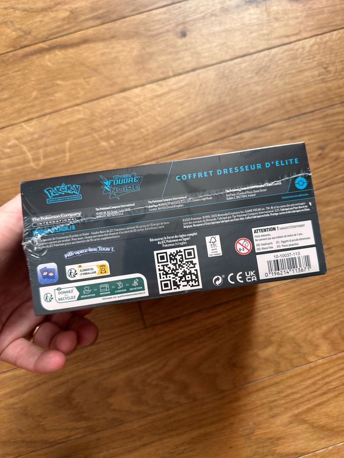 Coffret ETB Pokémon Foudre Noire 10.5 - photo numéro 7