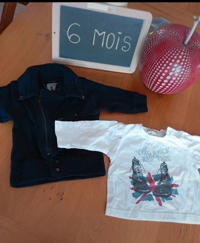 Lot Gilet et t-shirt manches longues Grain de Blé taille 6 mois en très bon état