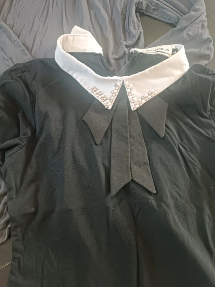 Lot de 2 vêtements taille L - photo numéro 2
