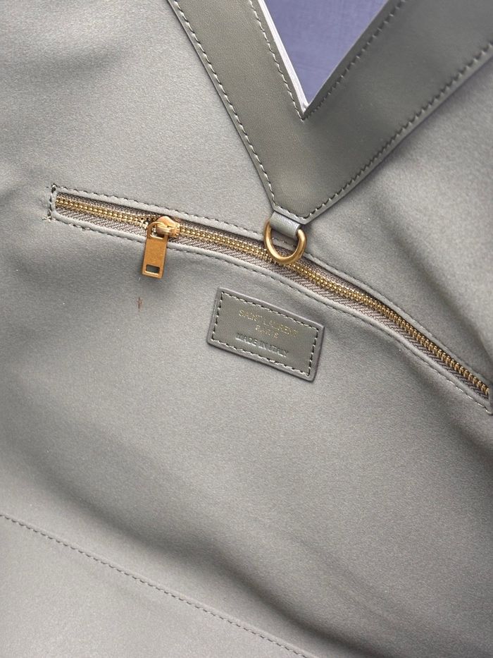 Yves Saint Laurent - photo numéro 8