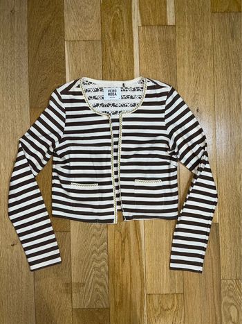 Gilet Vero Moda taille 38 – marron à rayures beige, détails dorés