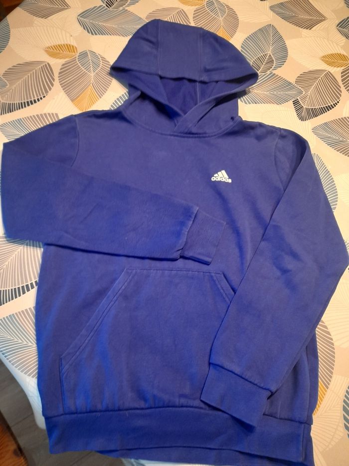 Sweat capuche adidas