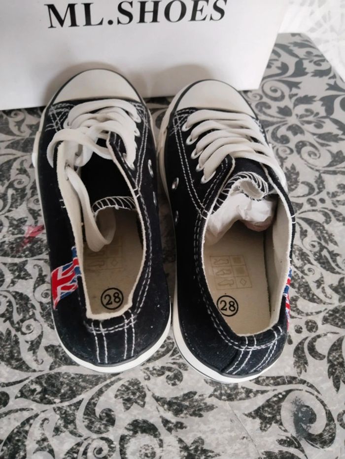 Baskets sneakers enfant pointure 28 - photo numéro 7