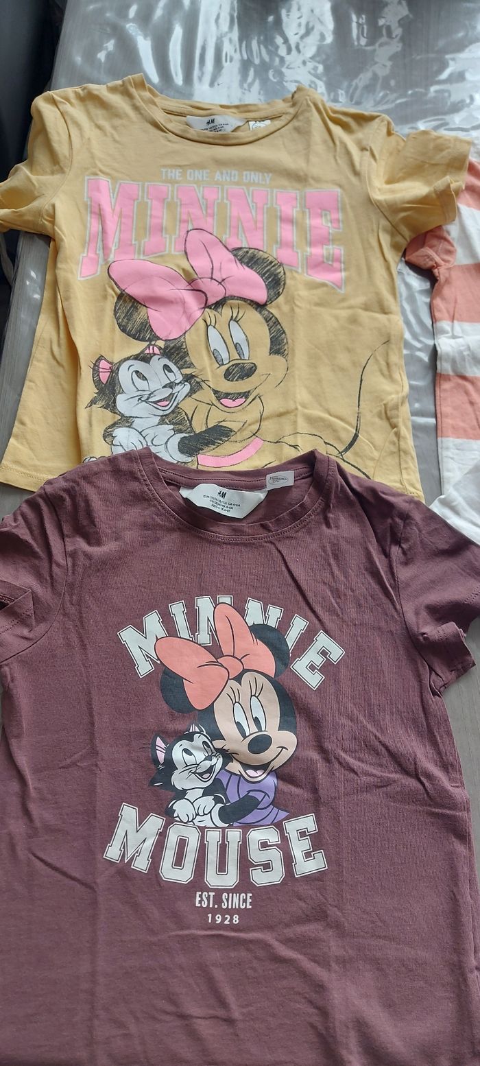 Lot de t-shirts H&M Minnie 110/116 - photo numéro 2
