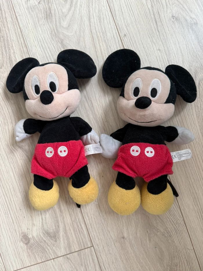 Peluche Mickey
