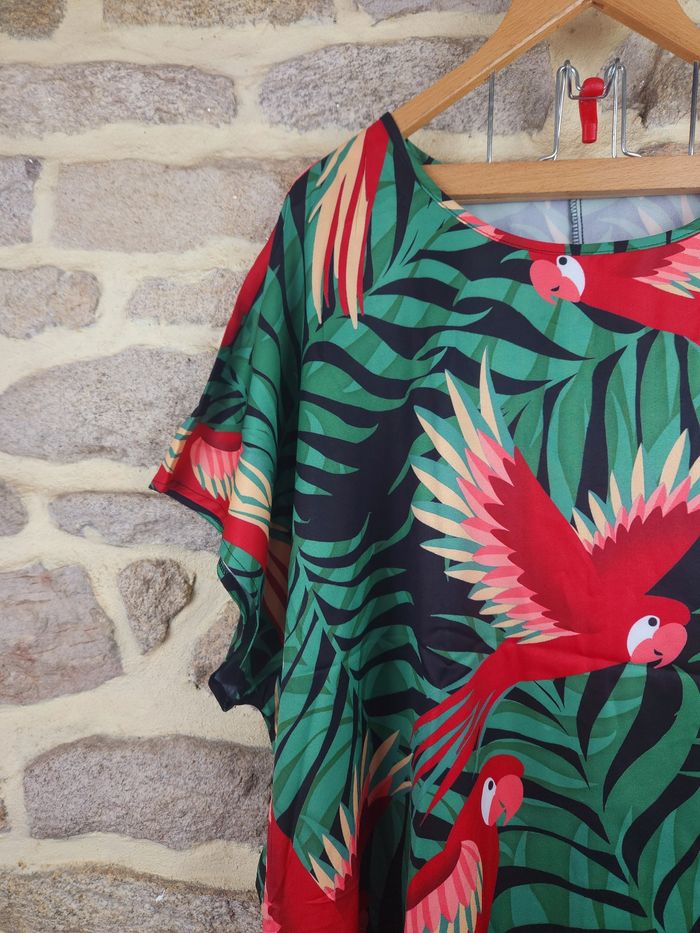 Robe tropical manches chauve souris multicolore Femme taille 54 marque Boohoo 💎 - photo numéro 2