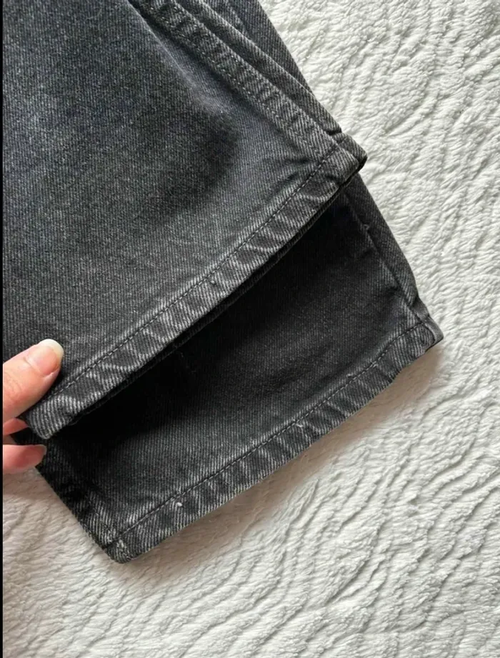 Jean Levi’s femme 550 Relaxed Fit W26 L28 S/36 Gris anthracite noir Mexico US rare y2k 2000s - photo numéro 7