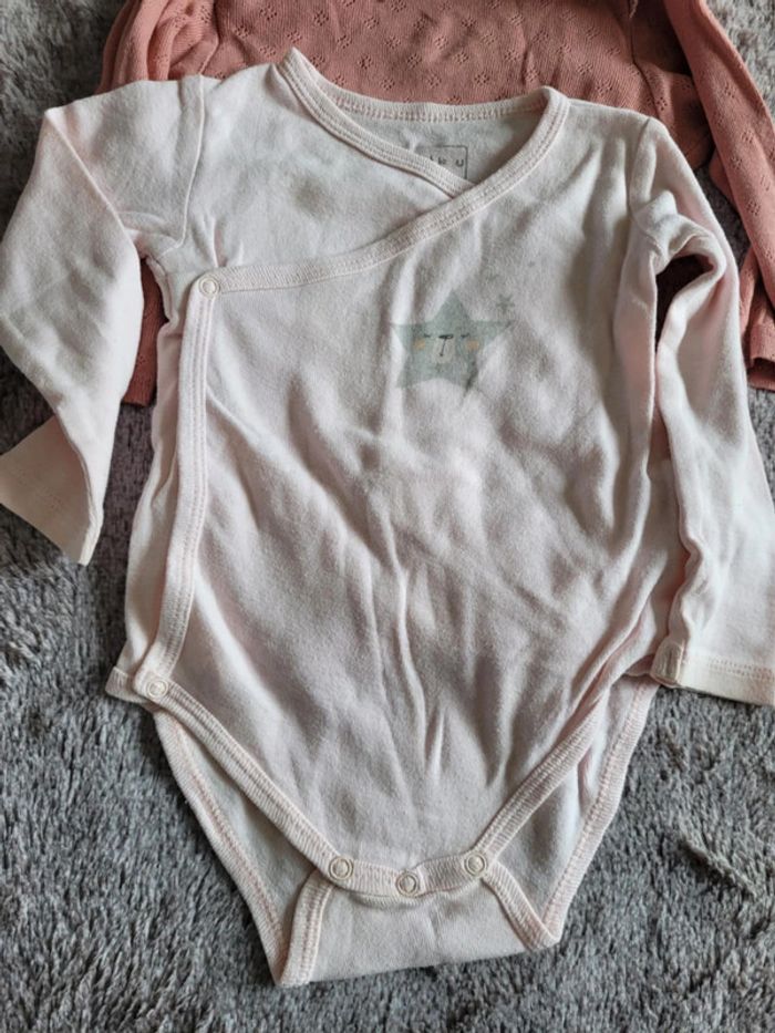 Lot de 2 bodies manches longues 12 mois - photo numéro 2