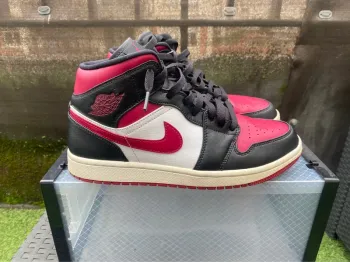 Jordan 1 Mod gum red - 42eu