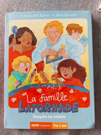 Livre la famille latornade