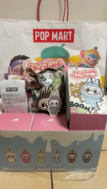 Sesame bean - Exciting macaron - The monsters - Labubu - Popmart