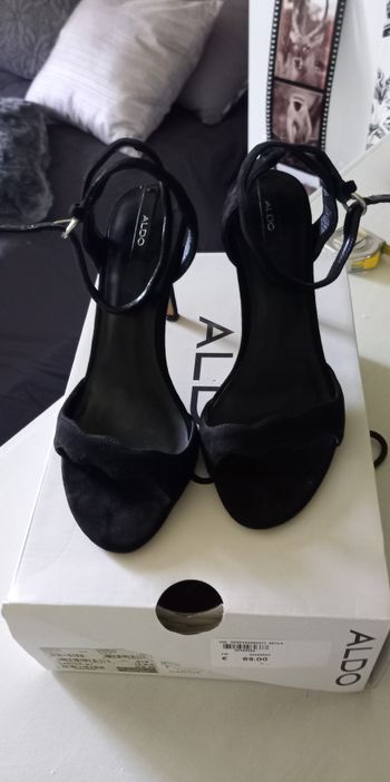 Nu pieds Aldo noir