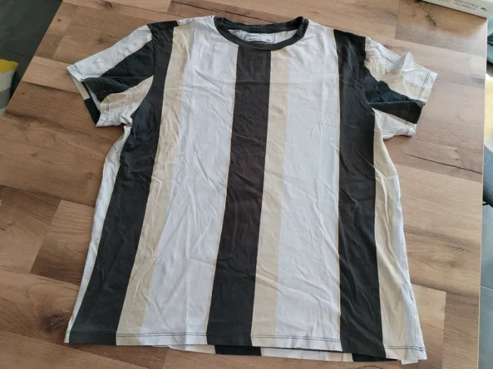 T-shirt homme taille 38 Bershka