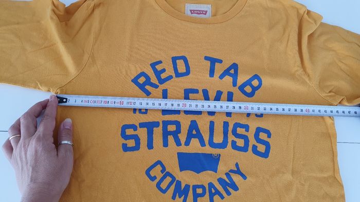 T shirt Levi's jaune en 14 ans - photo numéro 5