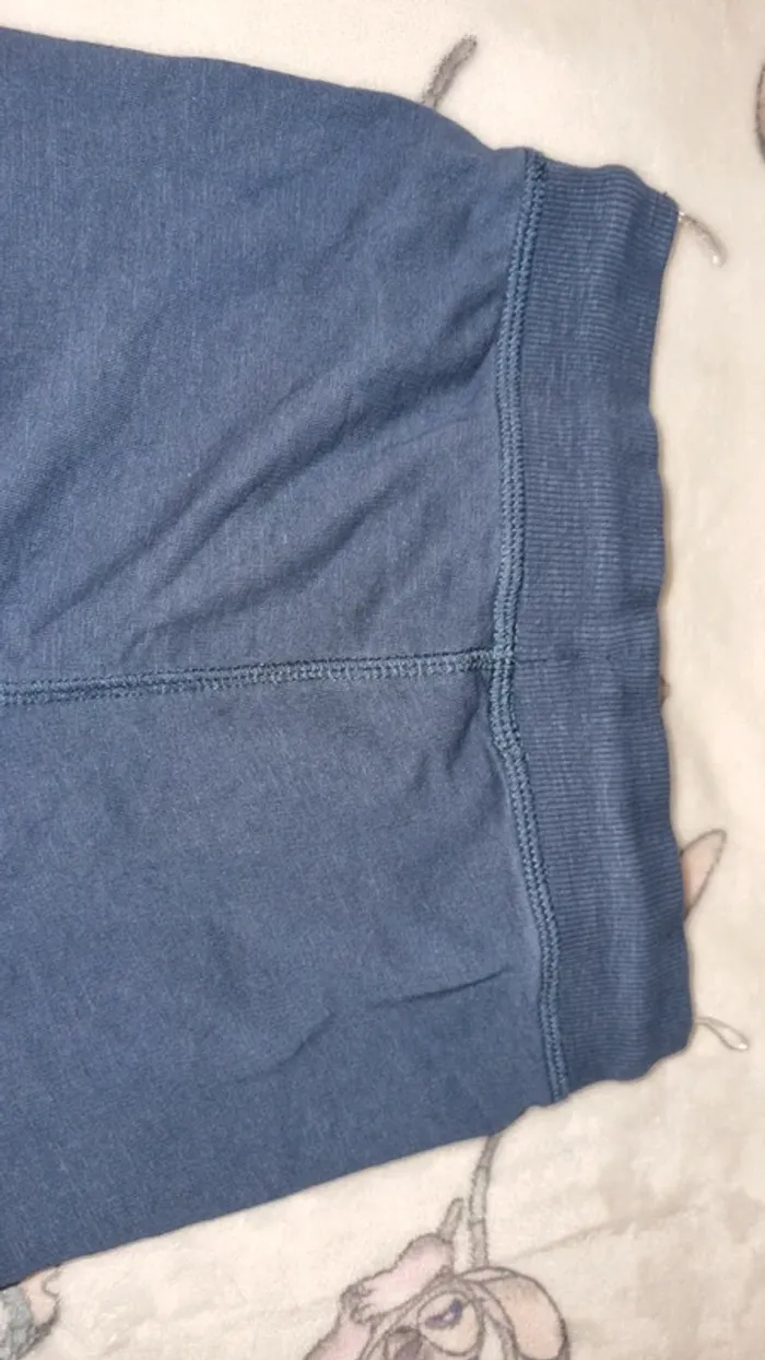 Short pat patrouille 6 ans en très bon état - photo numéro 4