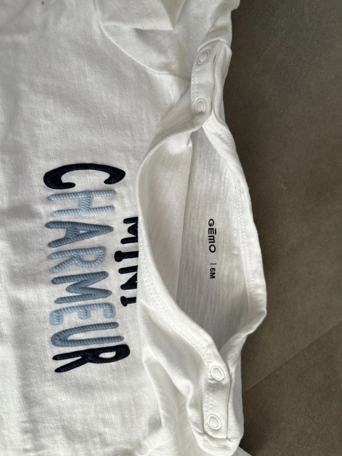 Teeshirt 6 mois - photo numéro 4