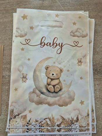 10 Petits sacs cadeaux baby shower mixte ourson