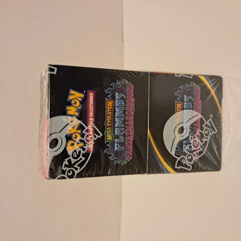 Demi display pokémon Méga Evolution 2 Flammes fantasmagorique ME2 ME02 scellé sans trou ni déchirure