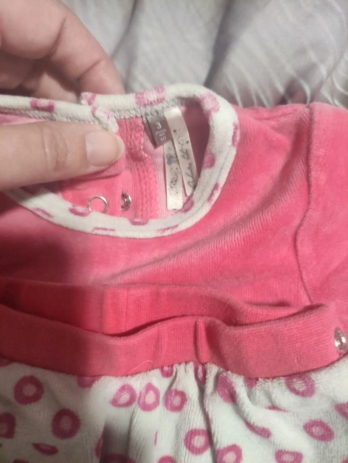 Pyjama d'hiver 2 pièces en velours. 3 mois - photo numéro 2