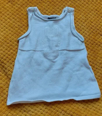 Haut Kiabi, blanc, en bon état, taille 3 mois