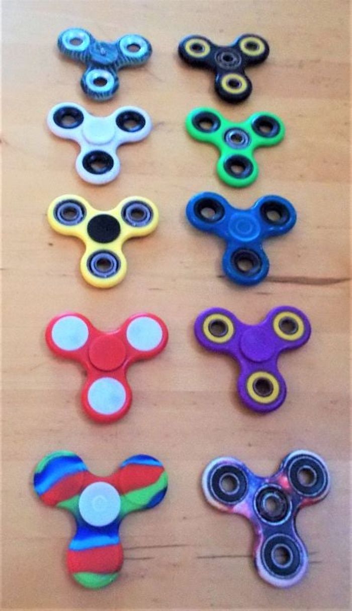 Hand spinners