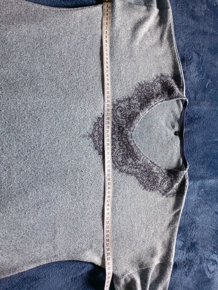 Pull col V taille 3 - photo numéro 3