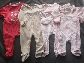 Lots pyjamas fille 6mois