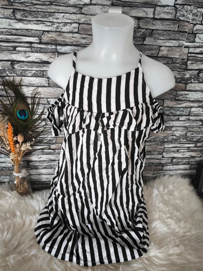🤍 Jolie robe à rayures noires et blanches Dopodopo en 8 ans 🤍 - photo numéro 2