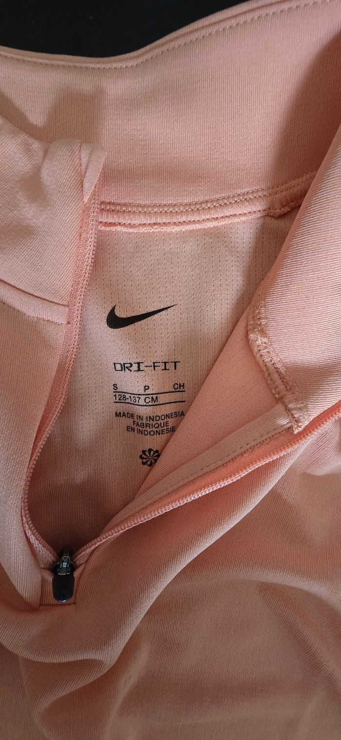 Haut sport nike - photo numéro 4
