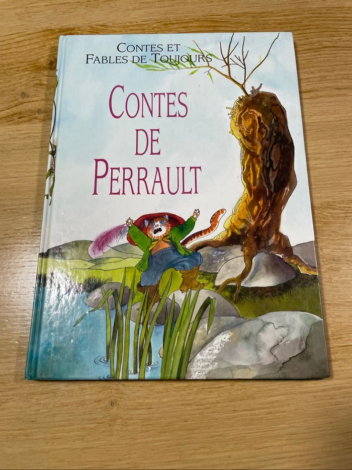Livre contes de Perrault
