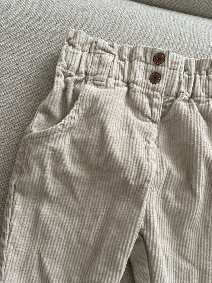 Pantalon côtelé velours beige 9 mois - photo numéro 2