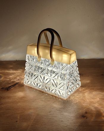 Lampe décorative en forme de sac à main 