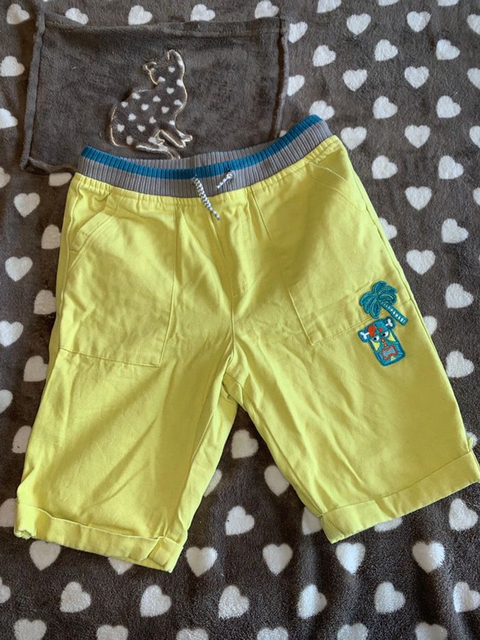 Short garçons du pareil au même