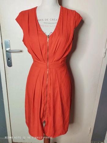 Jolie robe taille M