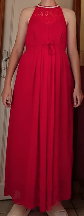 Longue robe rouge