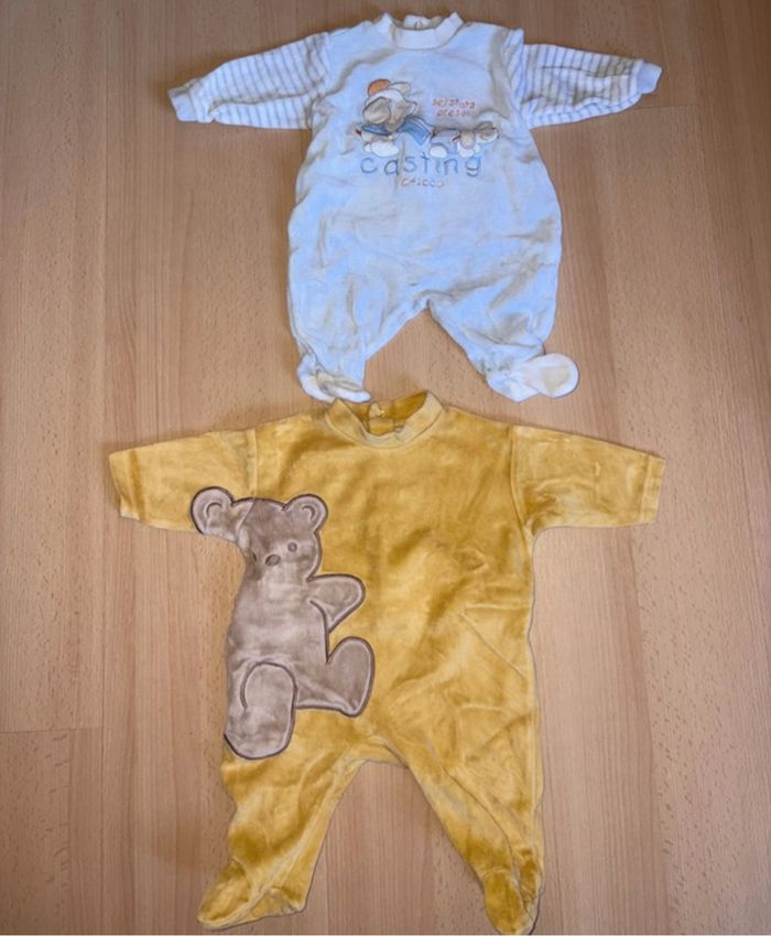 Lot de 3 pyjamas velours mixte taille 1 mois