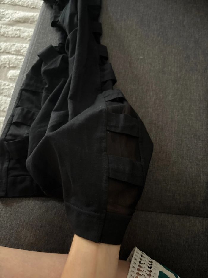 Robe noire - photo numéro 3