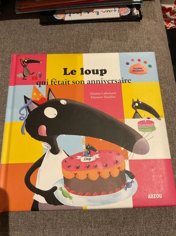 Livre le loup qui fêtait son anniversaire
