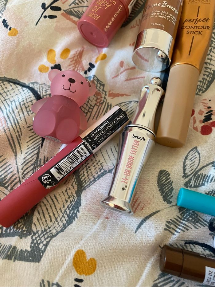 Maquillage en lot - photo numéro 5