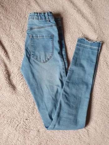 Jean skinny Kiabi taille 12 ans