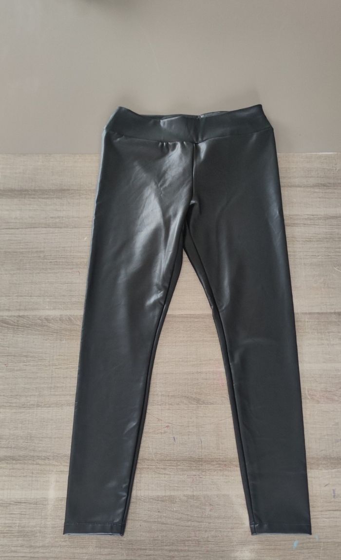 Legging simili cuir noir Esmara taille 40 femme – Neuf sans étiquette