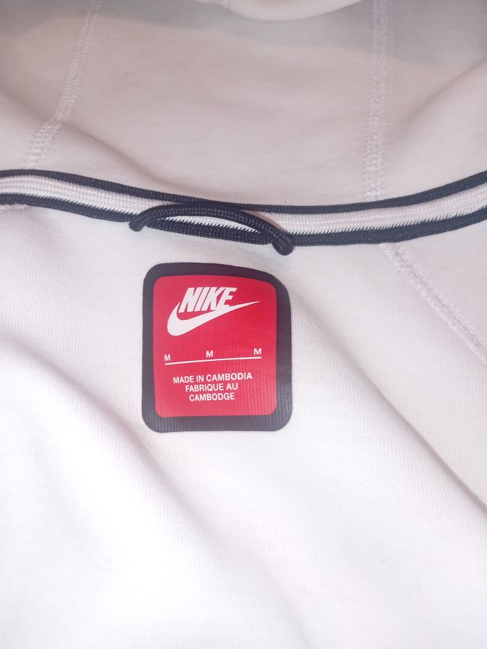 Nike tech blanc - photo numéro 2