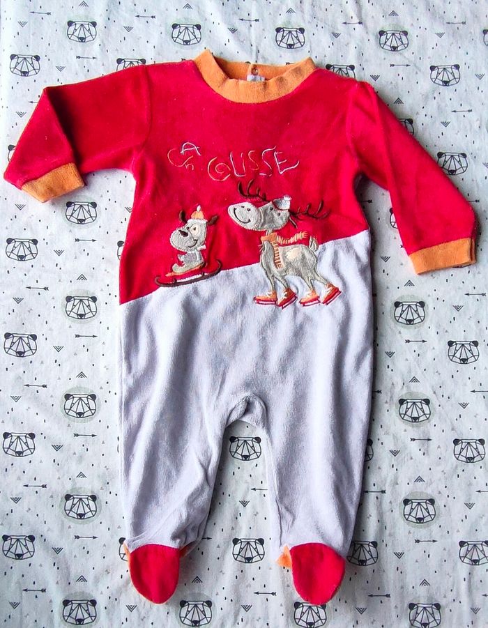 Pyjama en velours taille 12 mois/ 1 ans