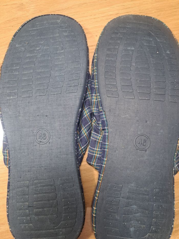 Pantoufles homme neufs P.46 - photo numéro 3