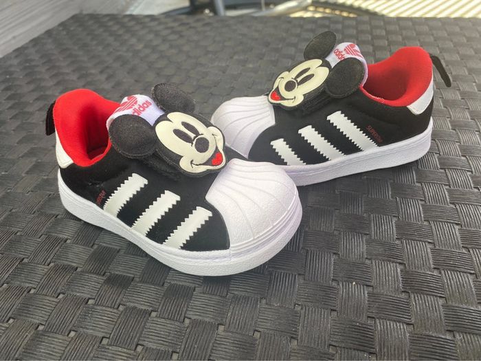 Basket adidas taille 20