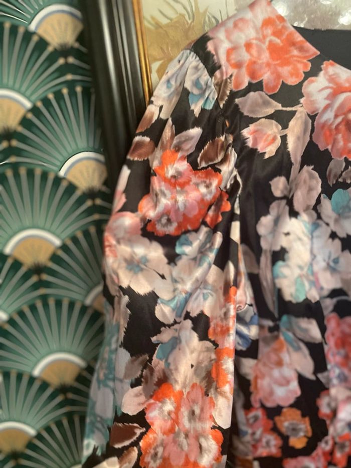 Jolie robe Zara motif fleurs taille xxl - photo numéro 2