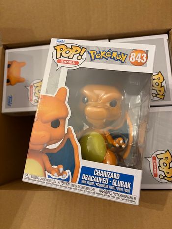 Figurine Pop! Pokémon Dracaufeu n°843